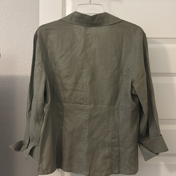 Tracy M 100% Linen Blouse in Olive SZ XL pleated front collared 3/4 sleeve vacay - Picture 2 of 11